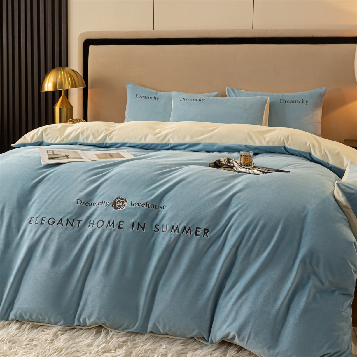 91家纺网 家纺一手货源 找家纺 云棉坊 2025新款高克重水晶绒绣花四件套-暗香系列 暗香-天空兰