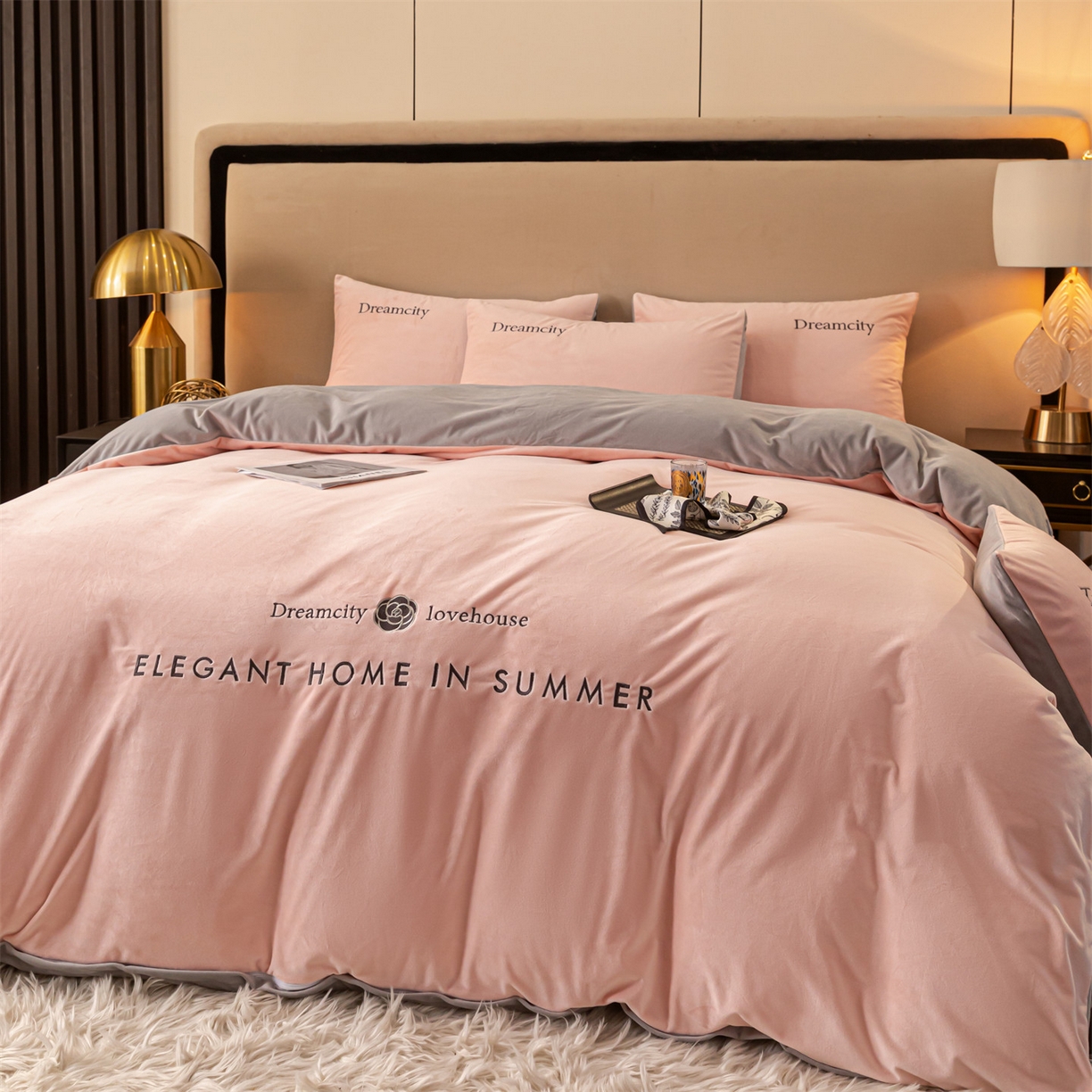 91家纺网 家纺一手货源 找家纺 云棉坊 2025新款高克重水晶绒绣花四件套-暗香系列 暗香-蜜桃粉