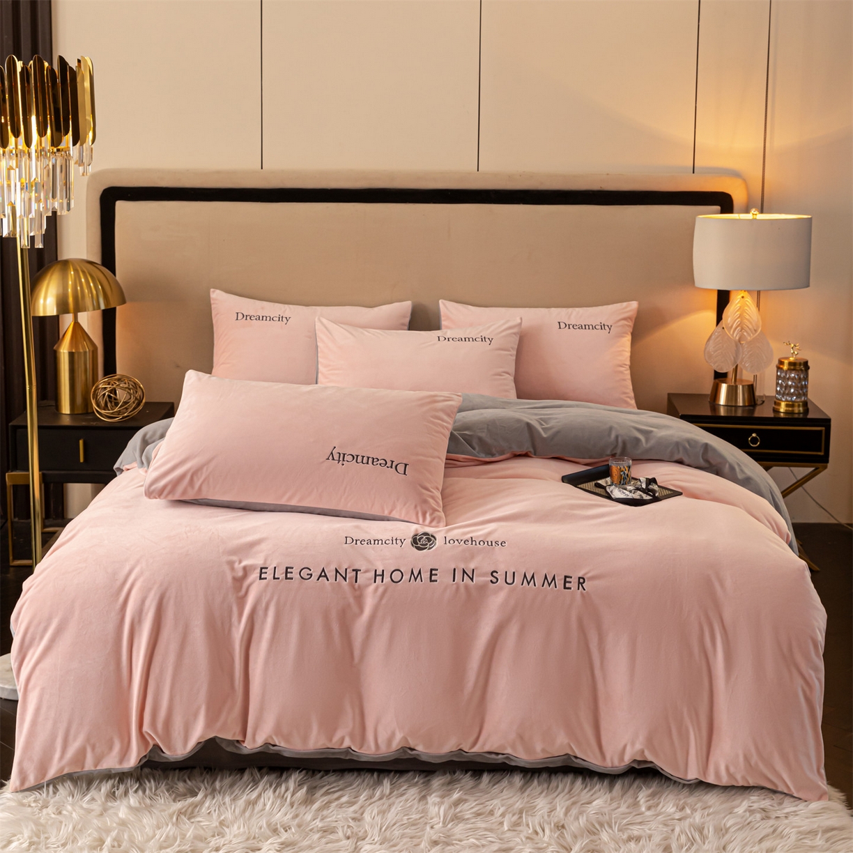 91家纺网 家纺一手货源 找家纺 云棉坊 2025新款高克重水晶绒绣花四件套-暗香系列 暗香-蜜桃粉