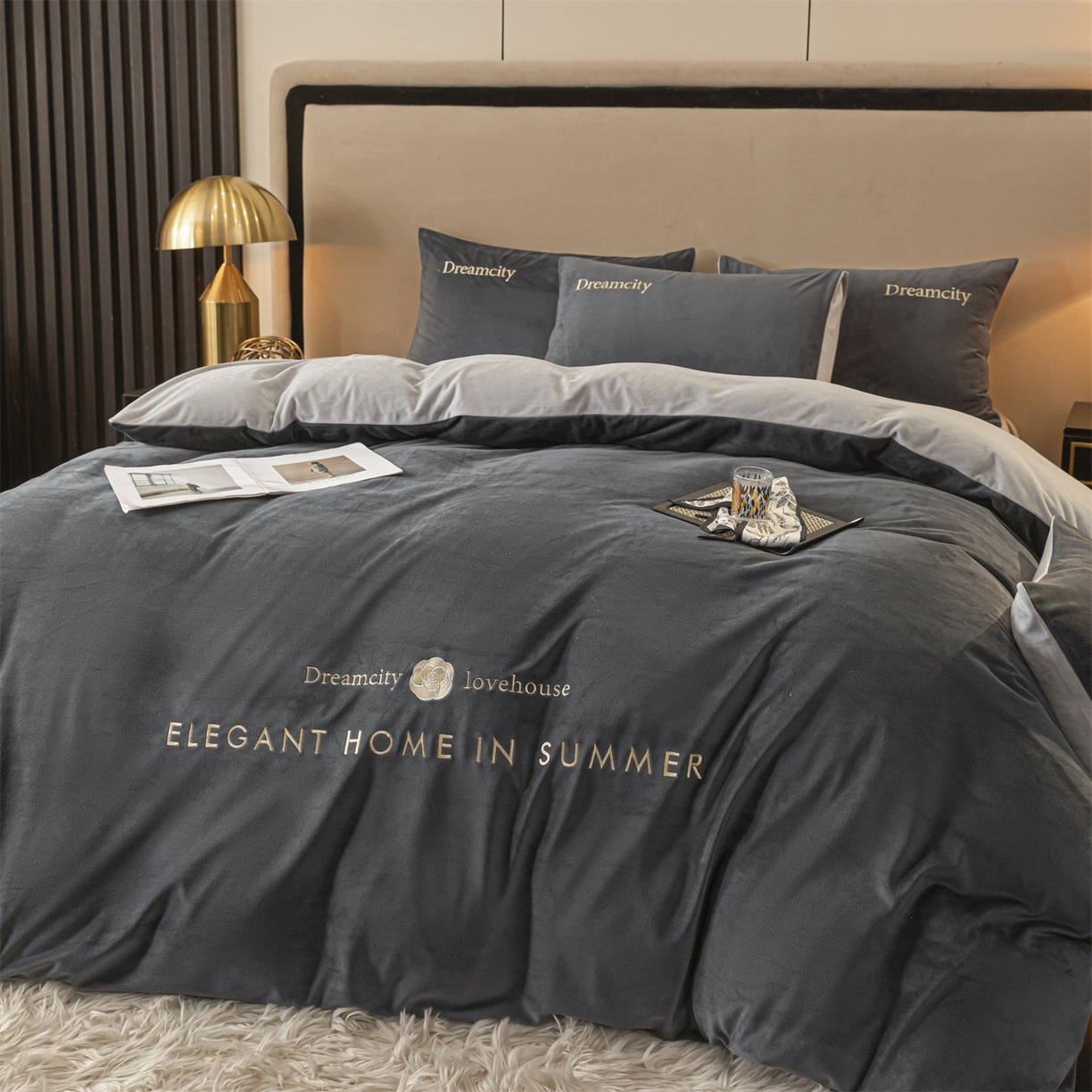 91家纺网 家纺一手货源 找家纺 云棉坊 2025新款高克重水晶绒绣花四件套-暗香系列 暗香-高级灰