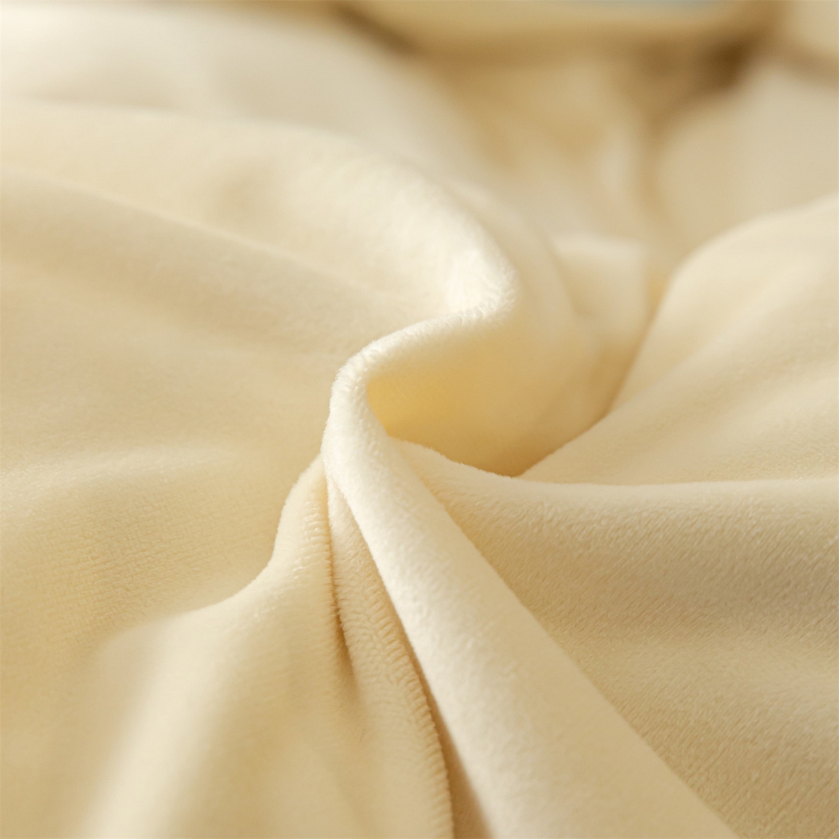 91家纺网 家纺一手货源 找家纺 云棉坊 2025新款高克重水晶绒绣花四件套-暗香系列 暗香-奶白兰