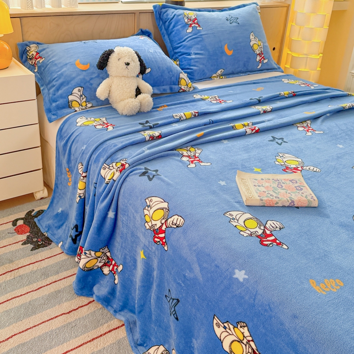 91家纺网 家纺一手货源 找家纺 名兮家居 2025新款经典奥特曼-三丽鸥高克重牛奶绒床单 艾斯