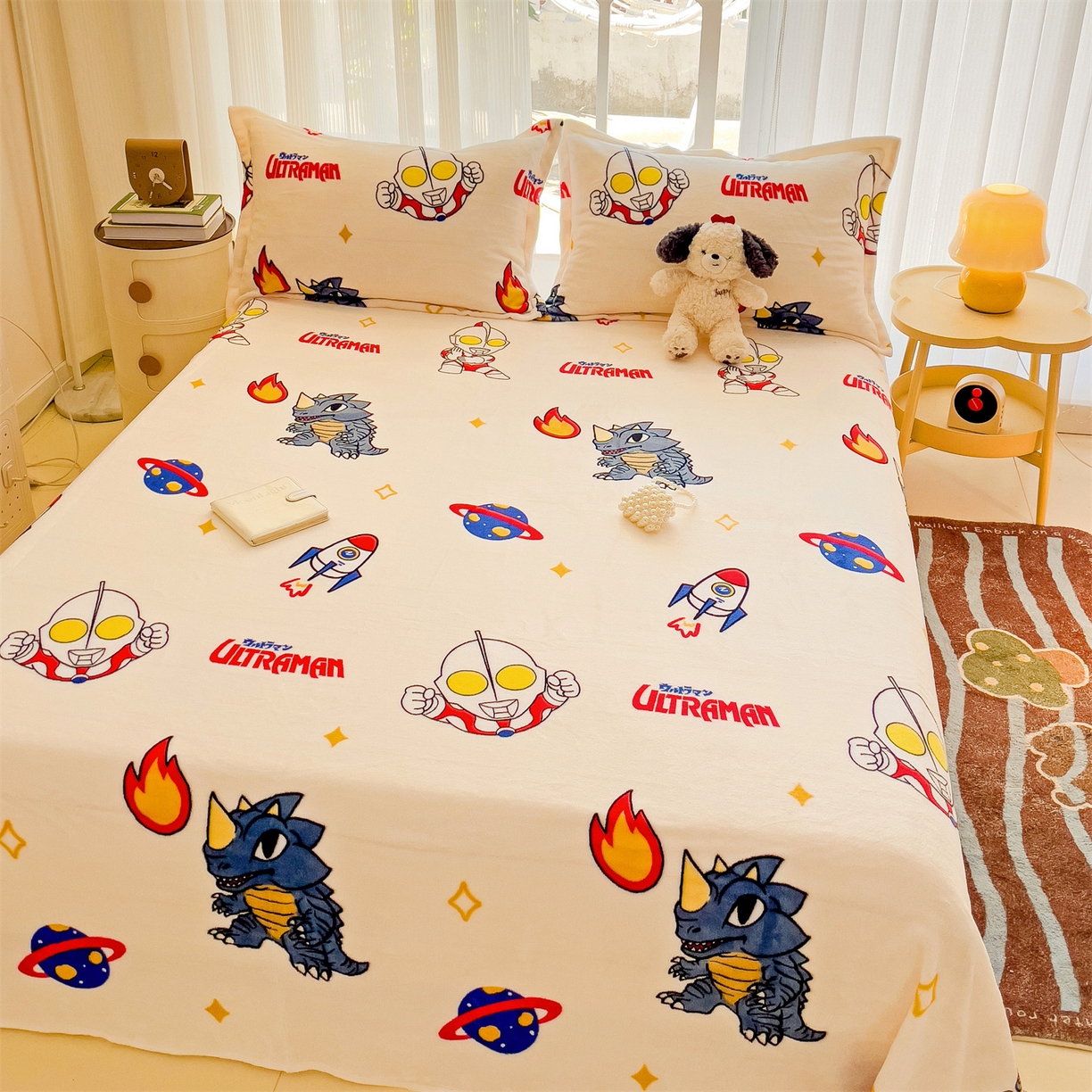 91家纺网 家纺一手货源 找家纺 名兮家居 2025新款经典奥特曼-三丽鸥高克重牛奶绒床单 奥特超人