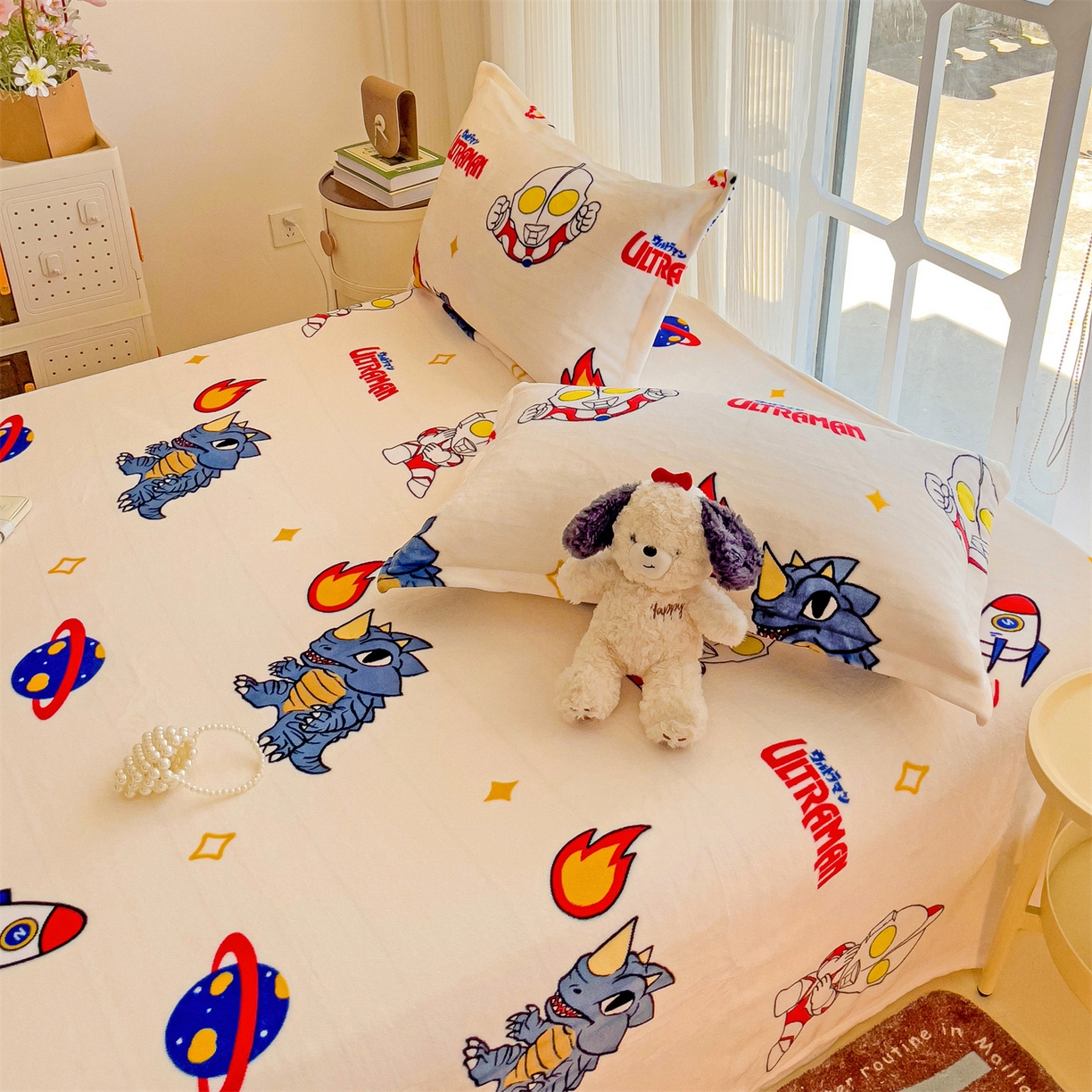 91家纺网 家纺一手货源 找家纺 名兮家居 2025新款经典奥特曼-三丽鸥高克重牛奶绒床单 奥特超人