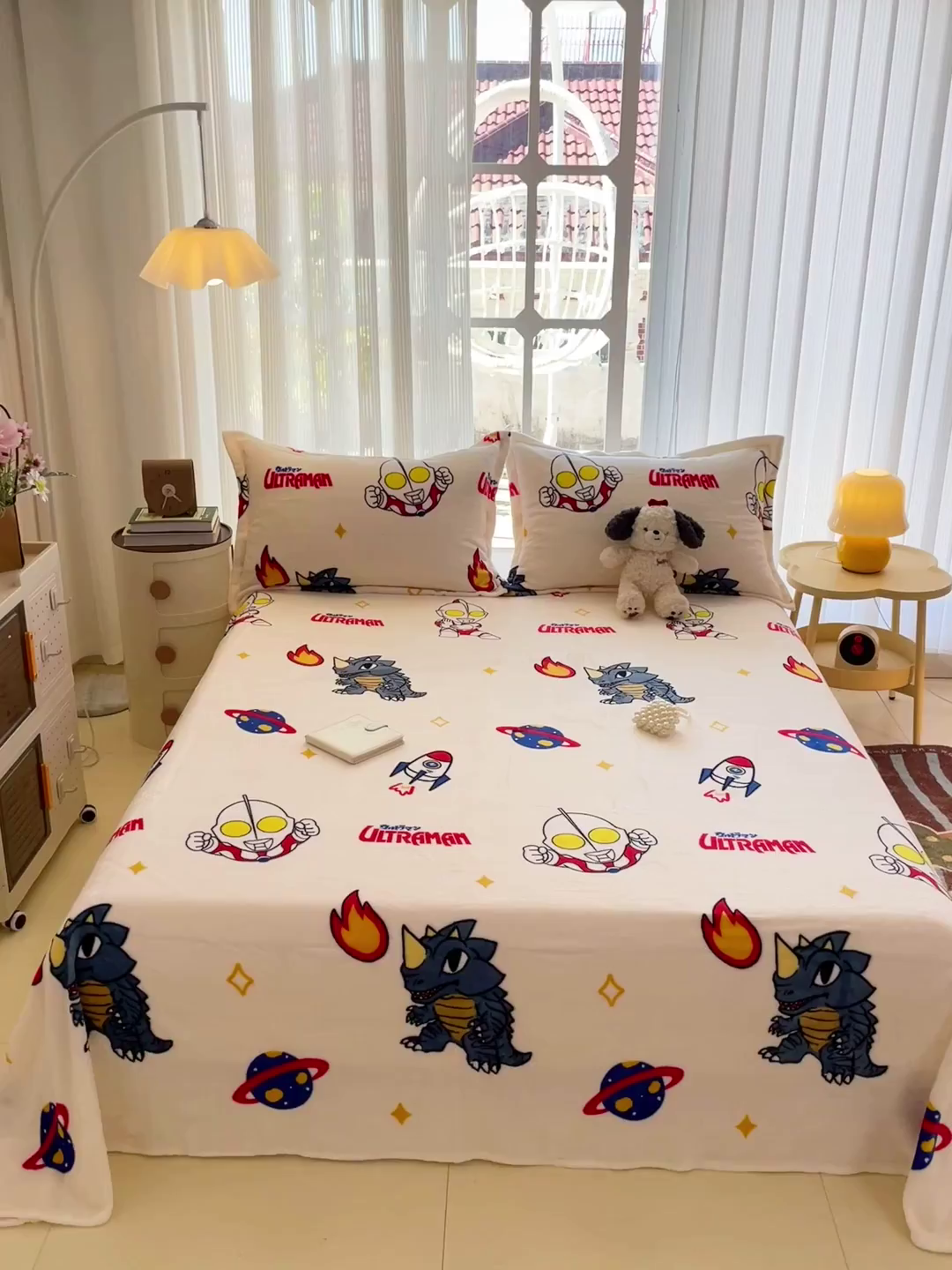 91家纺网 家纺一手货源 找家纺 名兮家居 2025新款经典奥特曼-三丽鸥高克重牛奶绒床单 奥特超人