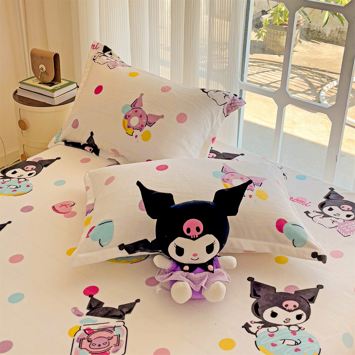 91家纺网 家纺一手货源 找家纺 名兮家居 2025新款经典奥特曼-三丽鸥高克重牛奶绒床单 多彩库洛米