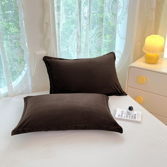91家纺网 家纺一手货源 找家纺 梦舒羽 2025新款水晶绒枕套宿舍单人枕芯套枕头内胆套一对装 黑咖啡