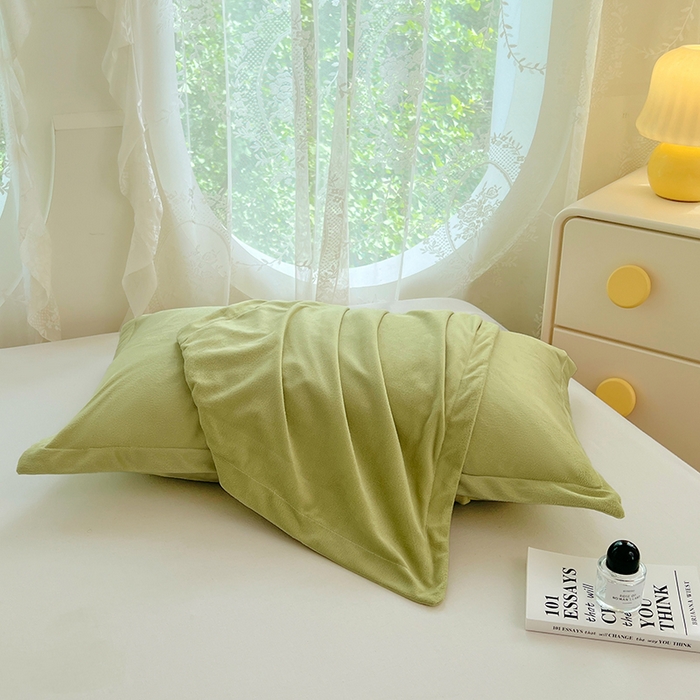 91家纺网 家纺一手货源 找家纺 梦舒羽 2025新款水晶绒枕套宿舍单人枕芯套枕头内胆套一对装 苹果绿