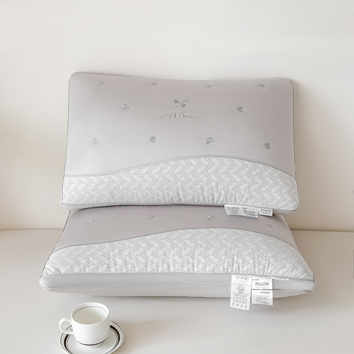 91家纺网 家纺一手货源 找家纺 宇诺家纺 2025新款莱赛尔羽丝绒枕头枕芯 灰色