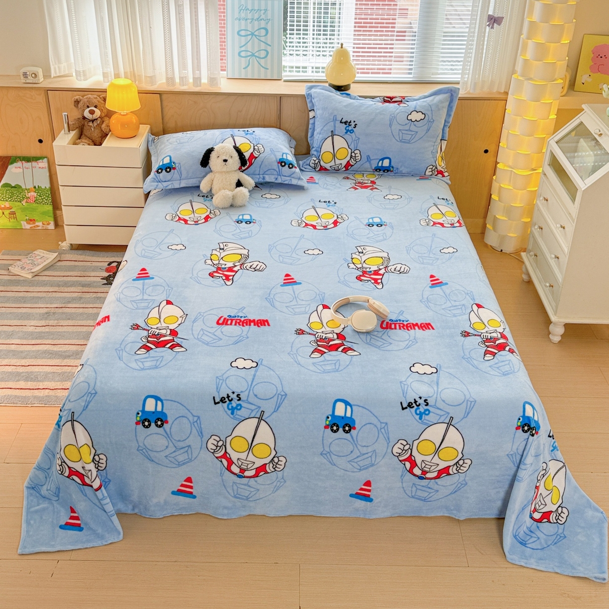 名兮家居 2025新款经典奥特曼-三丽鸥高克重牛奶绒床单 云朵奥特曼