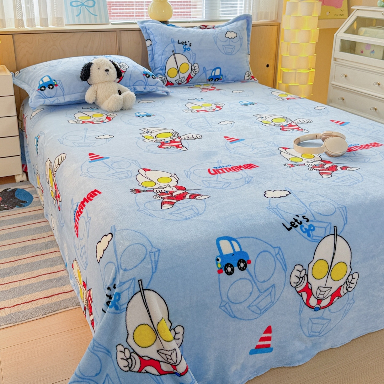 91家纺网 家纺一手货源 找家纺 名兮家居 2025新款经典奥特曼-三丽鸥高克重牛奶绒床单 云朵奥特曼