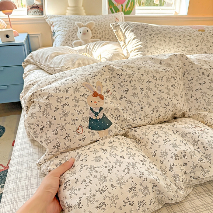 91家纺网 家纺一手货源 找家纺 卡普纯棉全棉四件套13070喷气床单款床笠款三件套 哆咪兔