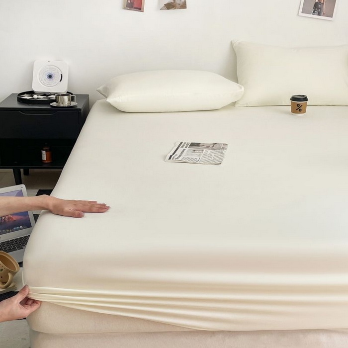 91家纺网 家纺一手货源 找家纺 汣沐生活 2025新款简约素色云朵棉可水洗纯色床笠单件三件套 奶白