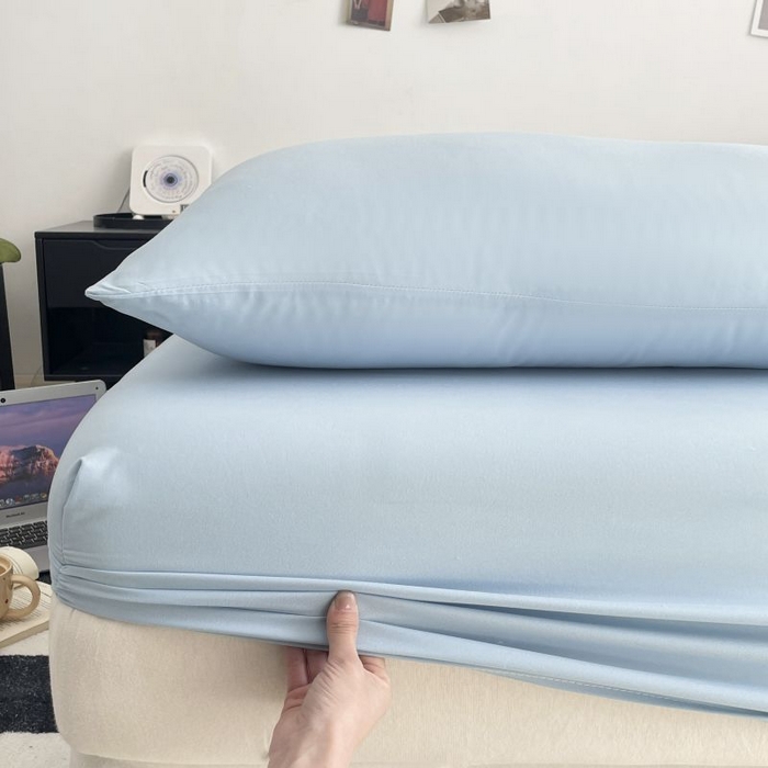 91家纺网 家纺一手货源 找家纺 汣沐生活 2025新款简约素色云朵棉可水洗纯色床笠单件三件套 冰川蓝