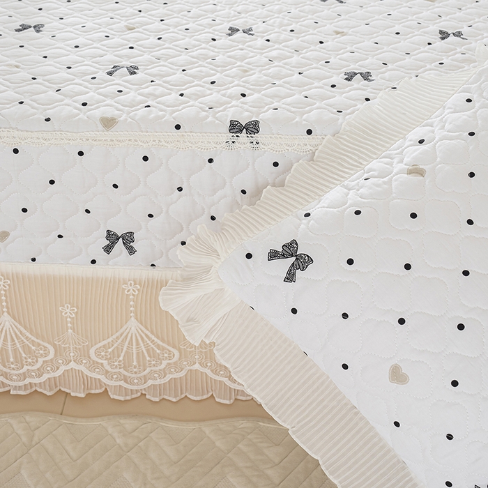 91家纺网 家纺一手货源 找家纺 冬然 2024新款全棉防滑榻榻米垫子炕垫纯棉床盖夹棉床单纯棉床单波点情结