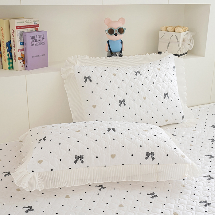 91家纺网 家纺一手货源 找家纺 冬然 2024新款全棉防滑榻榻米垫子炕垫纯棉床盖夹棉床单纯棉床单波点情结