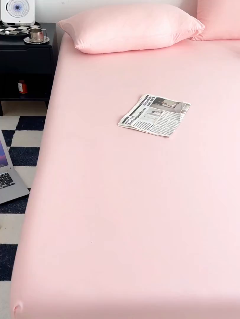 91家纺网 家纺一手货源 找家纺 汣沐生活 2025新款简约素色云朵棉可水洗纯色床笠单件三件套 藕粉