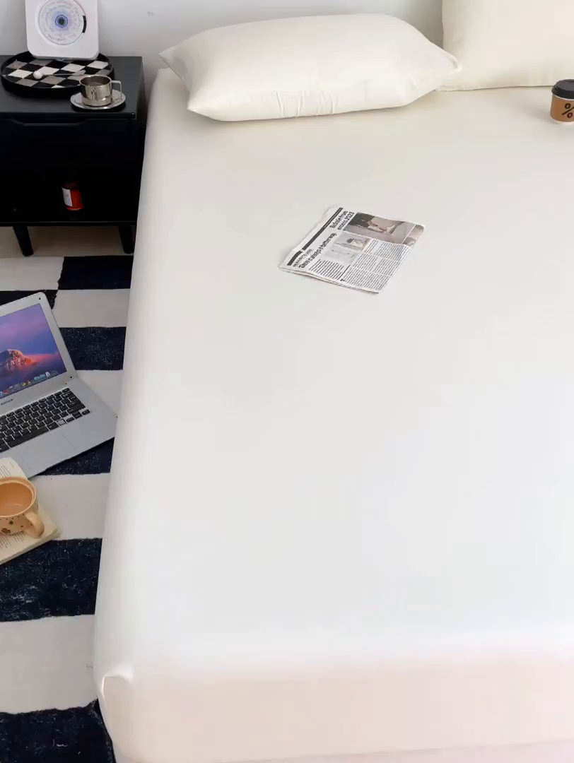 91家纺网 家纺一手货源 找家纺 汣沐生活 2025新款简约素色云朵棉可水洗纯色床笠单件三件套 奶白