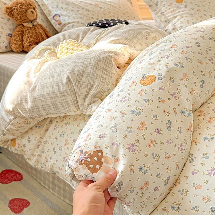 91家纺网 家纺一手货源 找家纺 卡普纯棉全棉四件套13070喷气床单款床笠款三件套 碎花兔熊