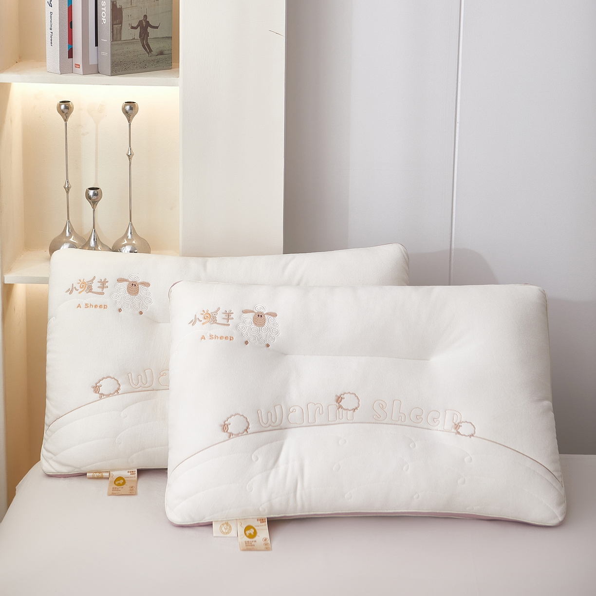 （总）鼎晟纺 2025新款冬季小暖羊护颈枕学生枕芯成人枕头