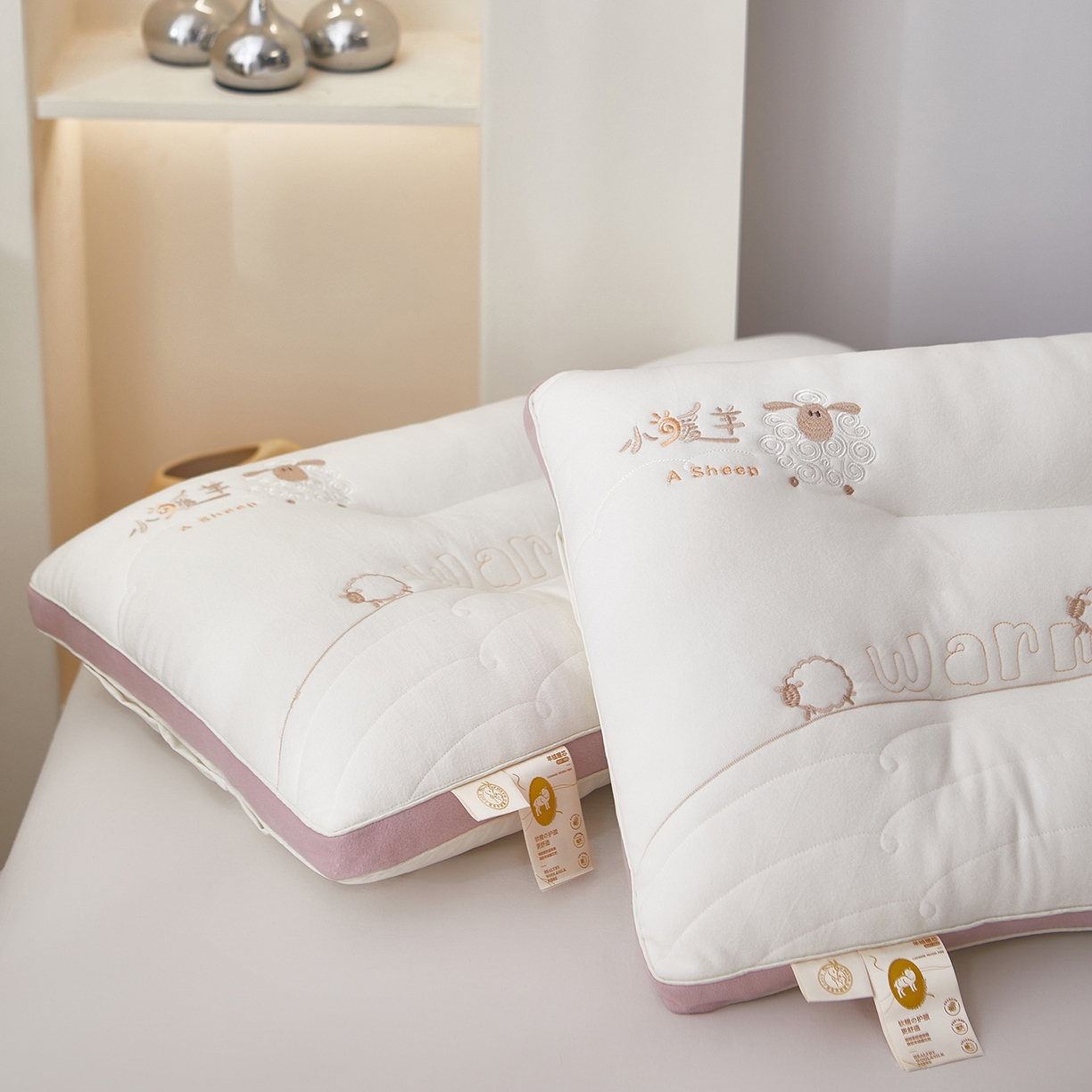 91家纺网 家纺一手货源 找家纺 （总）鼎晟纺 2025新款冬季小暖羊护颈枕学生枕芯成人枕头