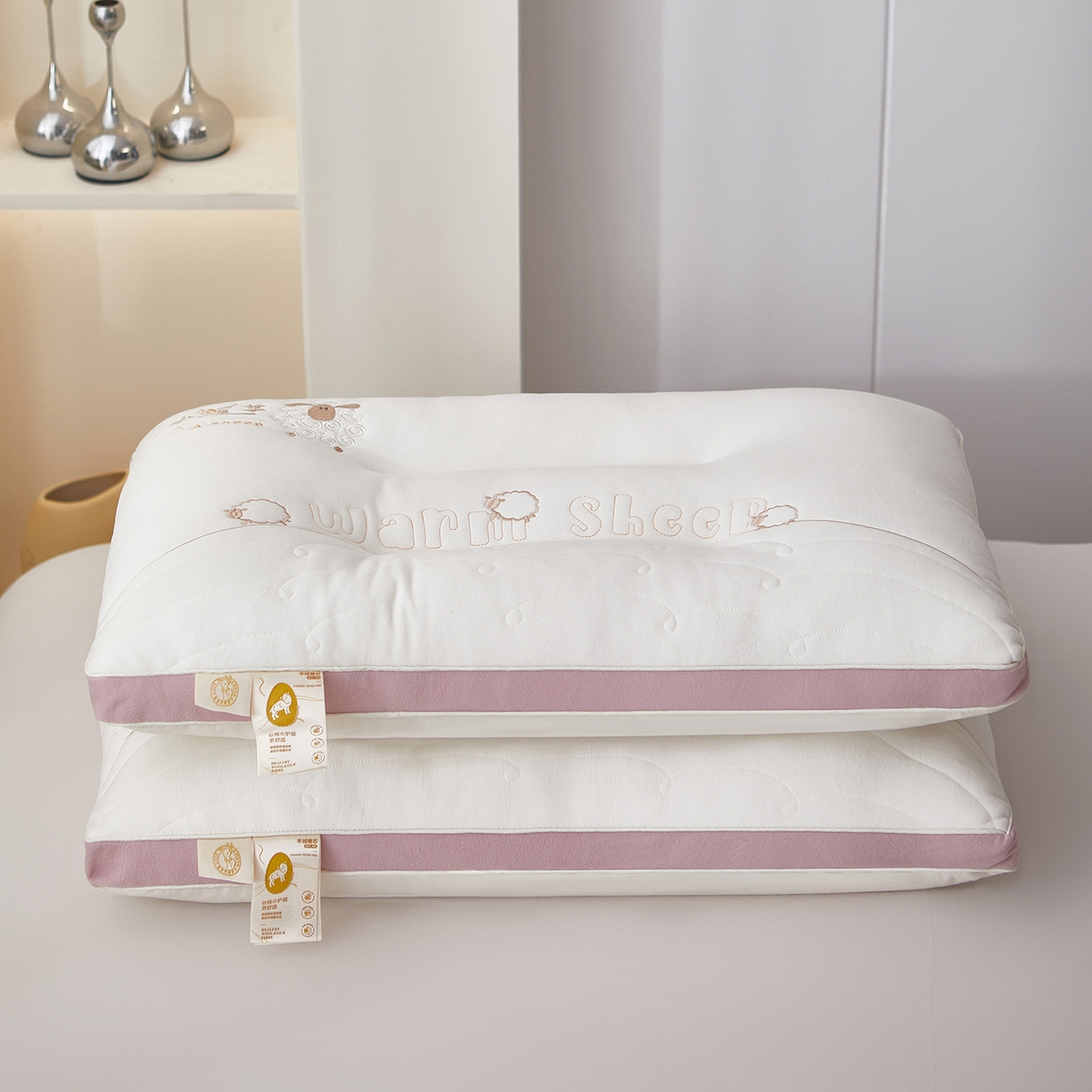 91家纺网 家纺一手货源 找家纺 鼎晟纺 2025新款冬季小暖羊护颈枕学生枕芯成人枕头 小暖羊-白色