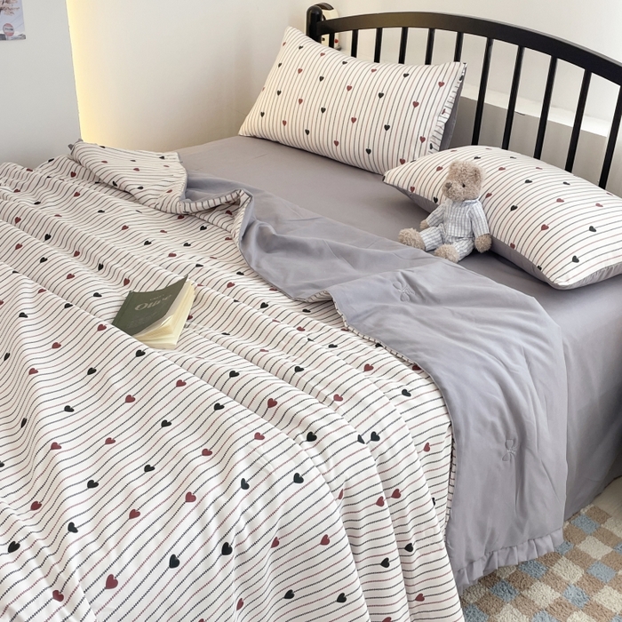 91家纺网 家纺一手货源 找家纺 汣沐生活 2025款A类针织棉双层纱夏凉被百分百新疆棉花填充空调被夏凉被四件套 春物生