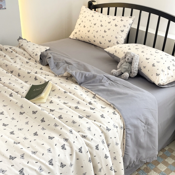 91家纺网 家纺一手货源 找家纺 汣沐生活 2025款A类针织棉双层纱夏凉被百分百新疆棉花填充空调被夏凉被四件套 梦星河