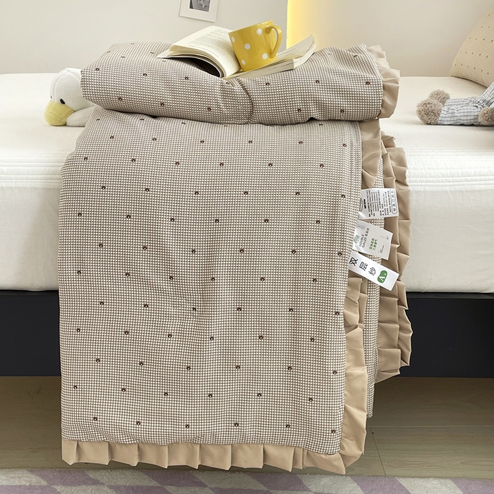 91家纺网 家纺一手货源 找家纺 汣沐生活 2025款A类针织棉双层纱夏凉被百分百新疆棉花填充空调被夏凉被四件套 摩卡小熊