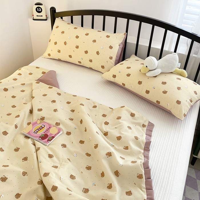 91家纺网 家纺一手货源 找家纺 汣沐生活 2025款A类针织棉双层纱夏凉被百分百新疆棉花填充空调被夏凉被四件套 曲奇小猫