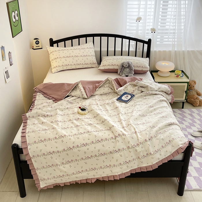 91家纺网 家纺一手货源 找家纺 汣沐生活 2025款A类针织棉双层纱夏凉被百分百新疆棉花填充空调被夏凉被四件套 夏日蔷薇