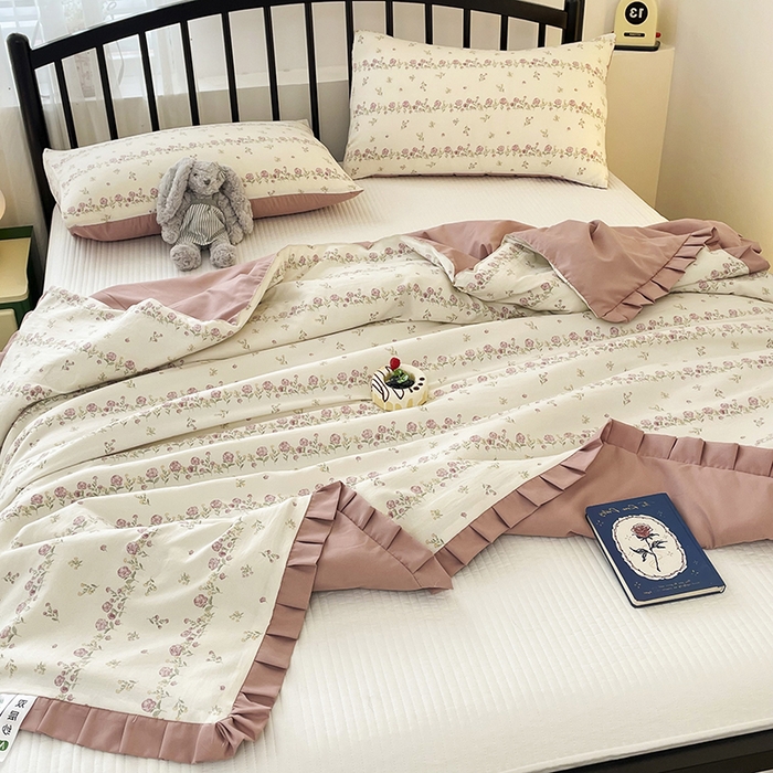 91家纺网 家纺一手货源 找家纺 汣沐生活 2025款A类针织棉双层纱夏凉被百分百新疆棉花填充空调被夏凉被四件套 夏日蔷薇