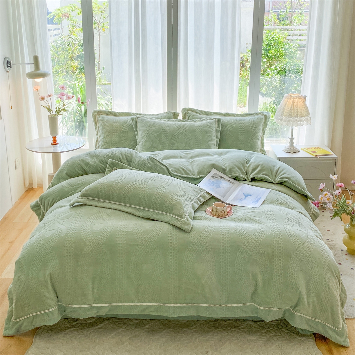 91家纺网 家纺一手货源 找家纺 （总）有间小屋 2025新款A类雕花绒四件套