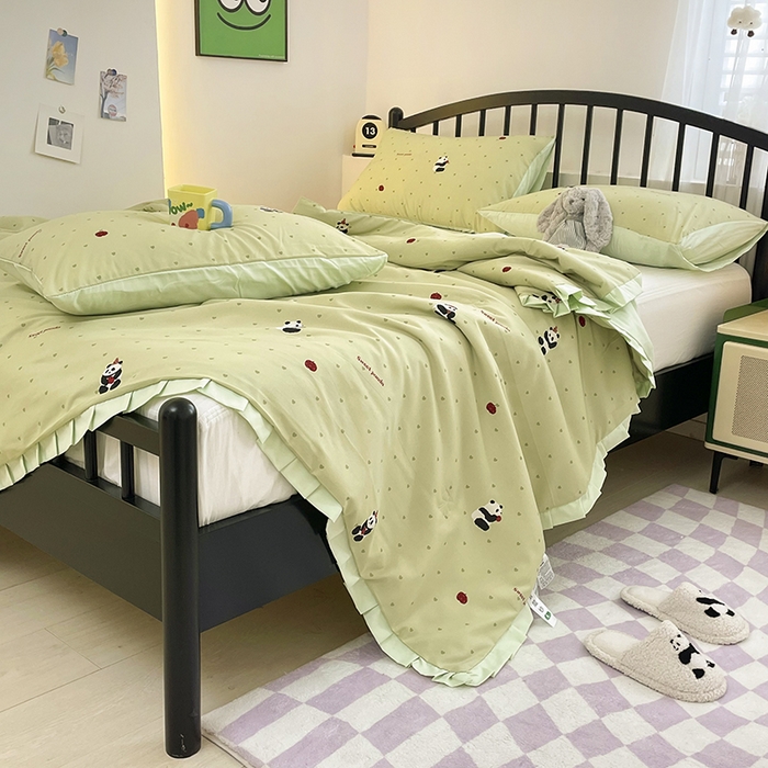 91家纺网 家纺一手货源 找家纺 汣沐生活 2025款A类针织棉双层纱夏凉被百分百新疆棉花填充空调被夏凉被四件套 熊猫滚滚-绿