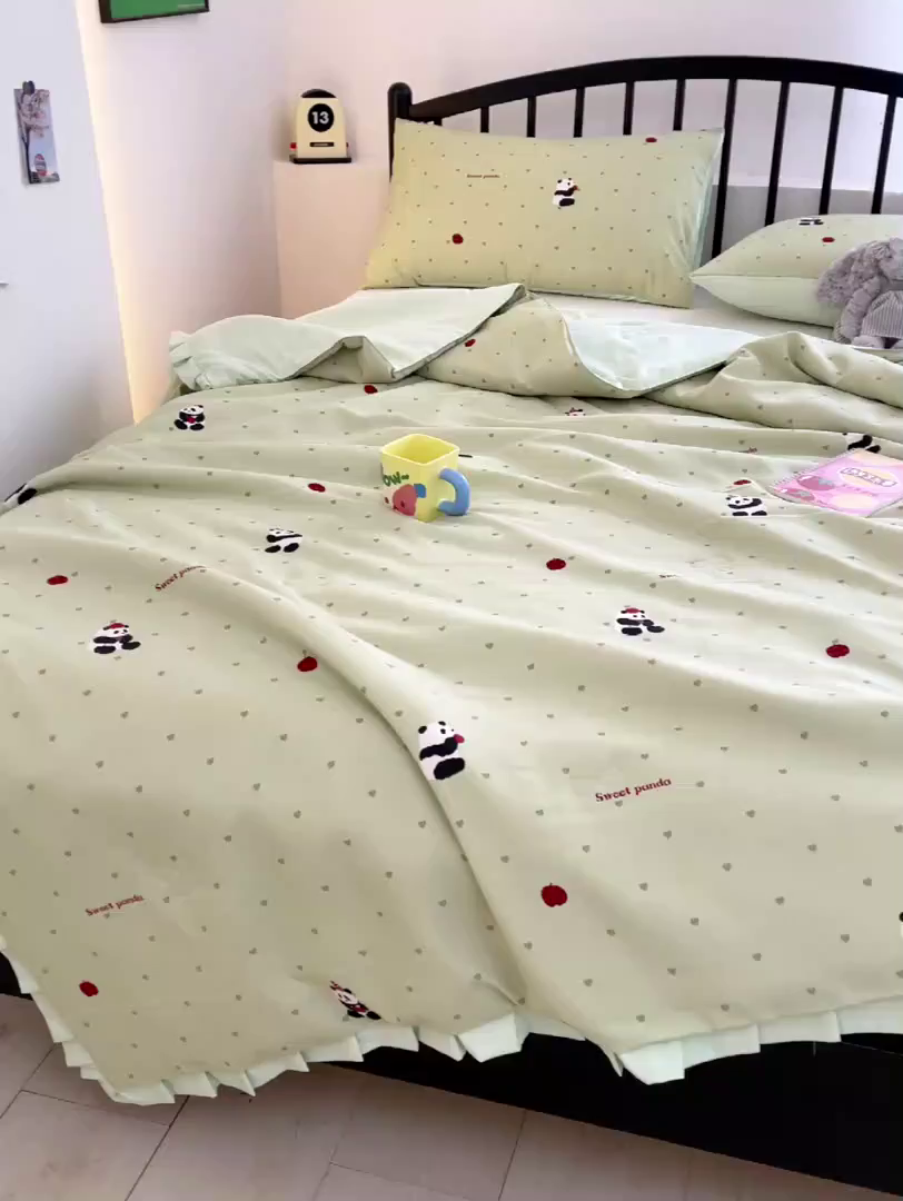 91家纺网 家纺一手货源 找家纺 汣沐生活 2025款A类针织棉双层纱夏凉被百分百新疆棉花填充空调被夏凉被四件套 熊猫滚滚-绿