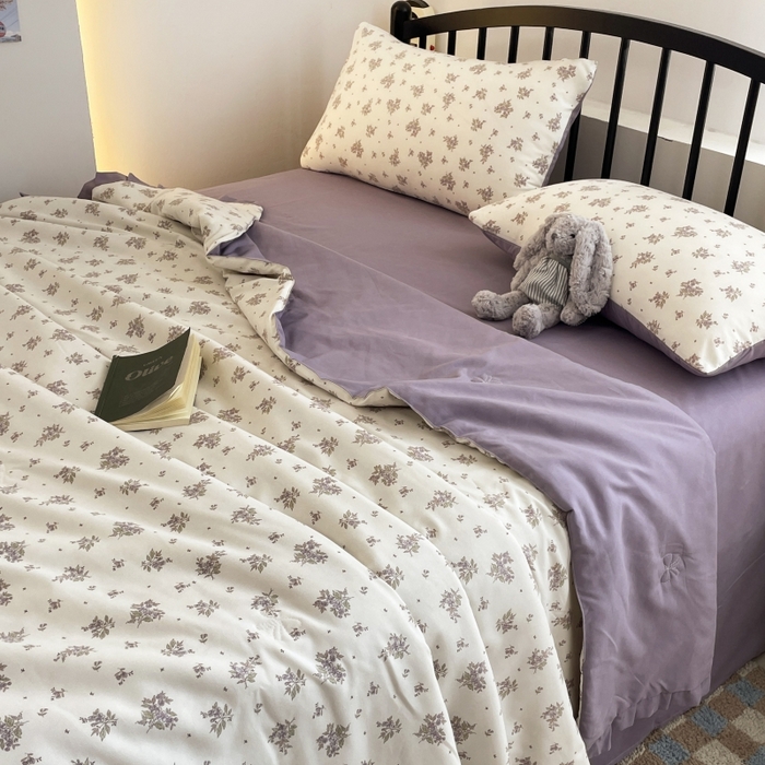 91家纺网 家纺一手货源 找家纺 汣沐生活 2025款A类针织棉双层纱夏凉被百分百新疆棉花填充空调被夏凉被四件套 紫薇风铃