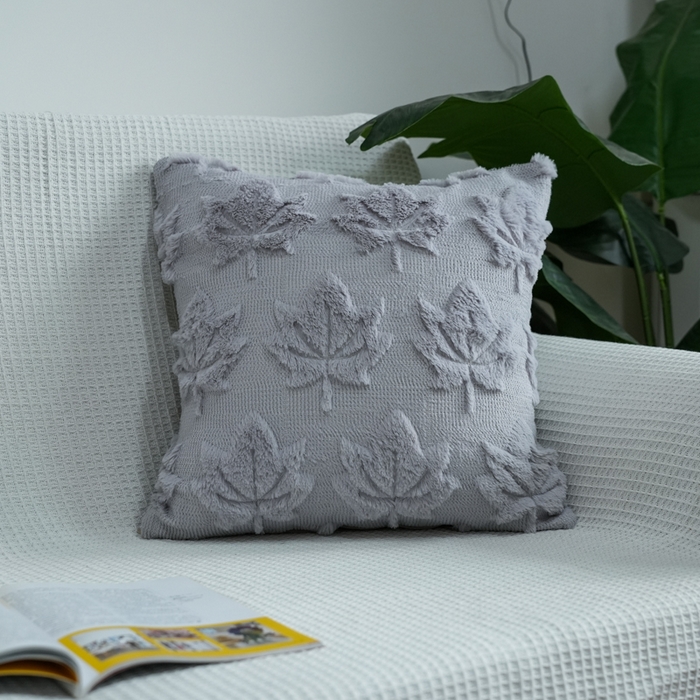 91家纺网 家纺一手货源 找家纺 （总）铭宣家居 2025新款荷兰绒兔绒绣花款抱枕