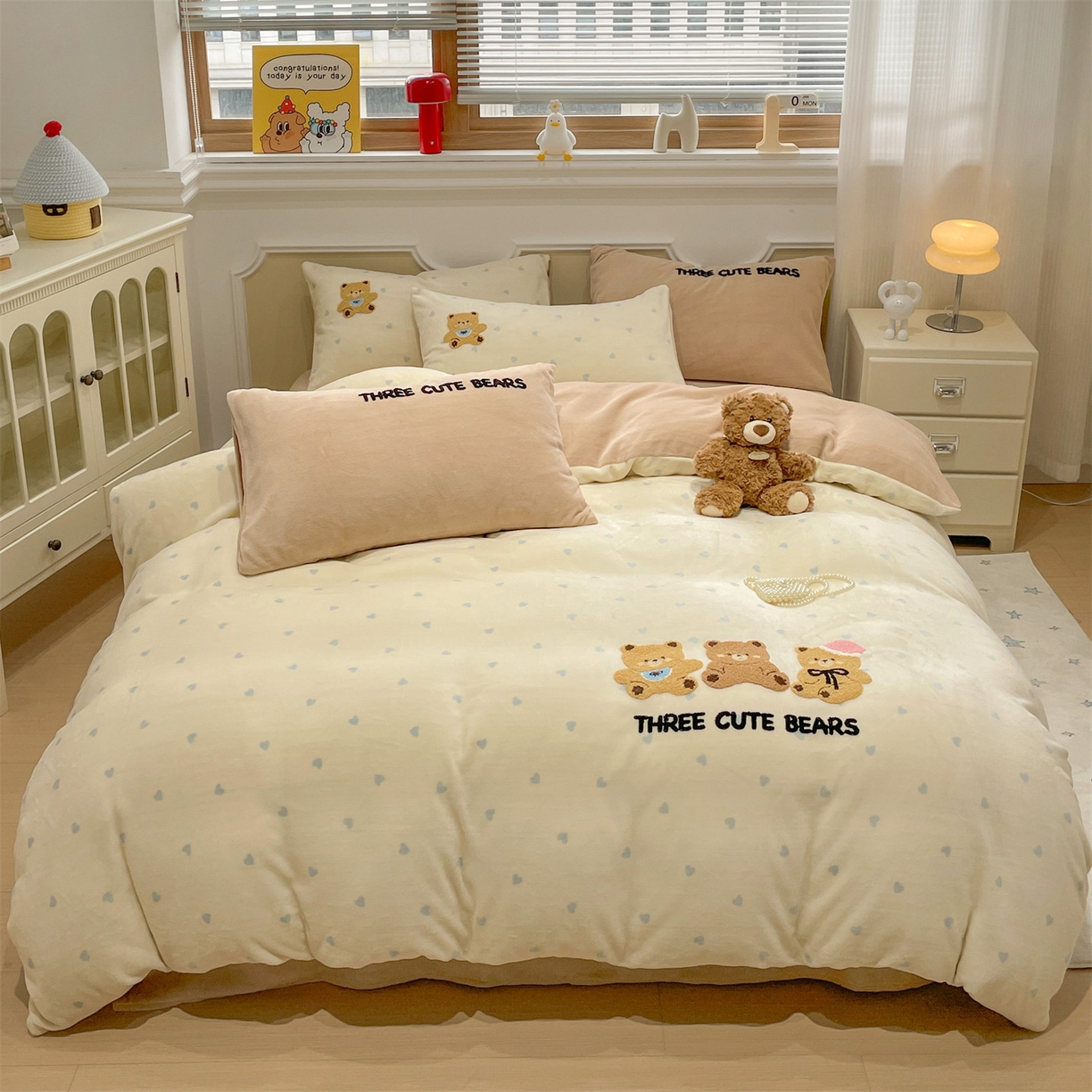 91家纺网 家纺一手货源 找家纺 （总）有间小屋 2025新款牛奶绒毛巾绣四件套