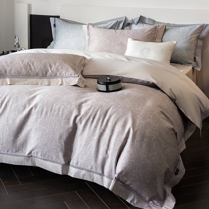 91家纺网 家纺一手货源 找家纺 ONE TWO ONE 121 2025新款高支高密贡缎长绒棉四件套-绮梦 绮梦-紫