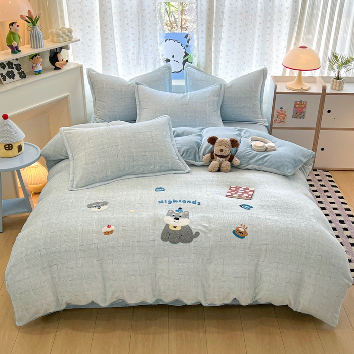 91家纺网 家纺一手货源 找家纺 （总）倾慕家纺 2025新款卡通毛巾绣加厚保暖牛奶绒四件套