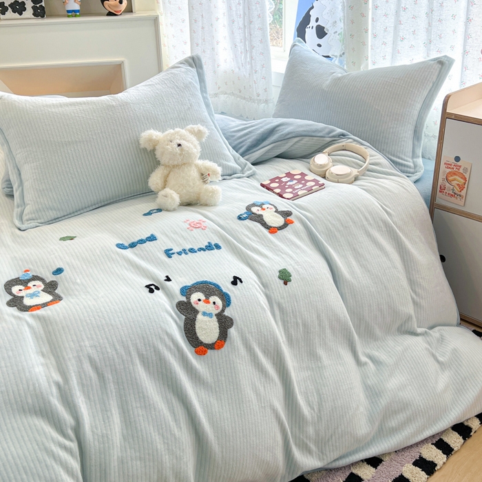 91家纺网 家纺一手货源 找家纺 （总）倾慕家纺 2025新款卡通毛巾绣加厚保暖牛奶绒单被套