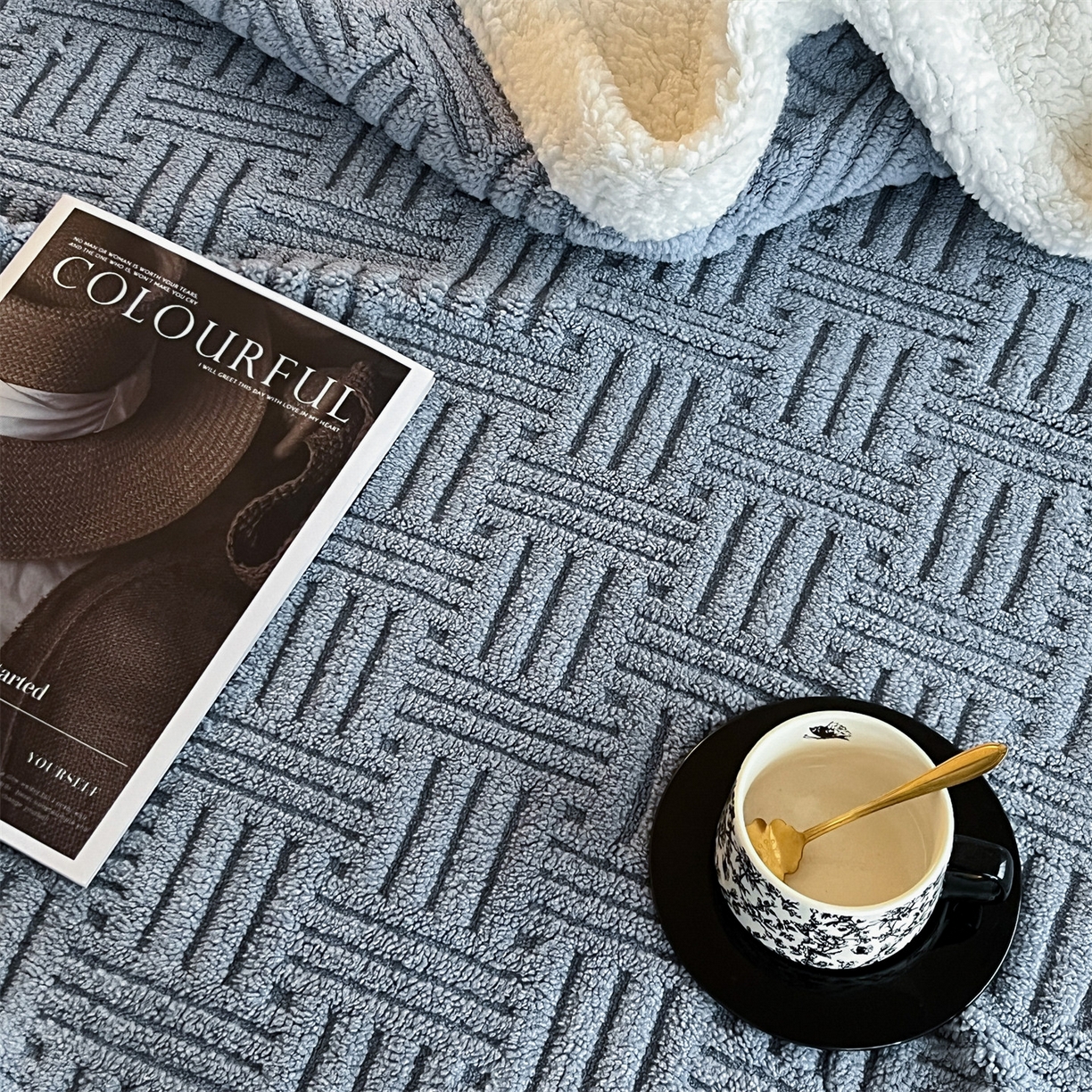 91家纺网 家纺一手货源 找家纺 丝幔家纺 2025新款A类提花舒棉绒毯-饼干花 饼干花-夜色灰