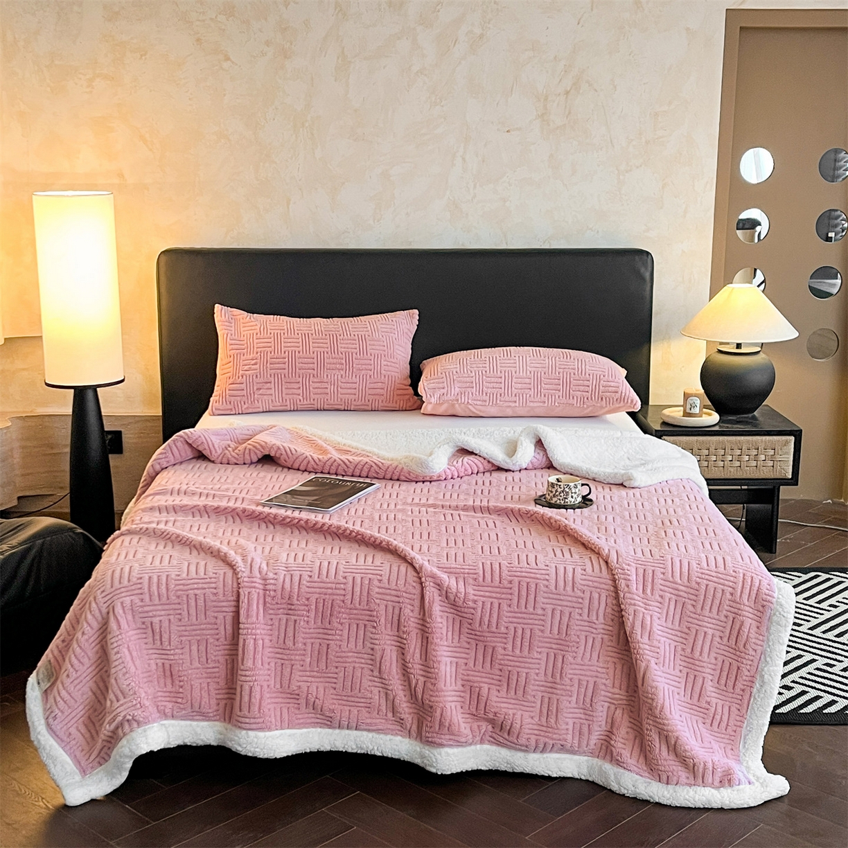 91家纺网 家纺一手货源 找家纺 丝幔家纺 2025新款A类提花舒棉绒毯-饼干花 饼干花-樱花粉