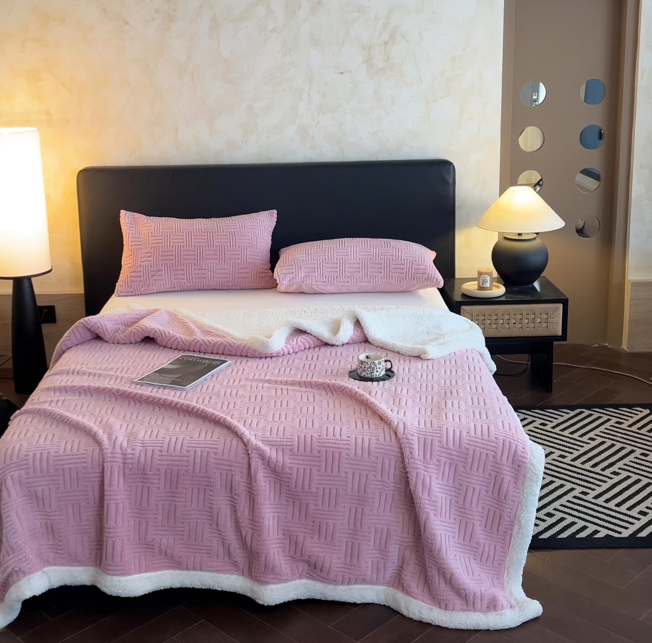 91家纺网 家纺一手货源 找家纺 丝幔家纺 2025新款A类提花舒棉绒毯-饼干花 饼干花-樱花粉