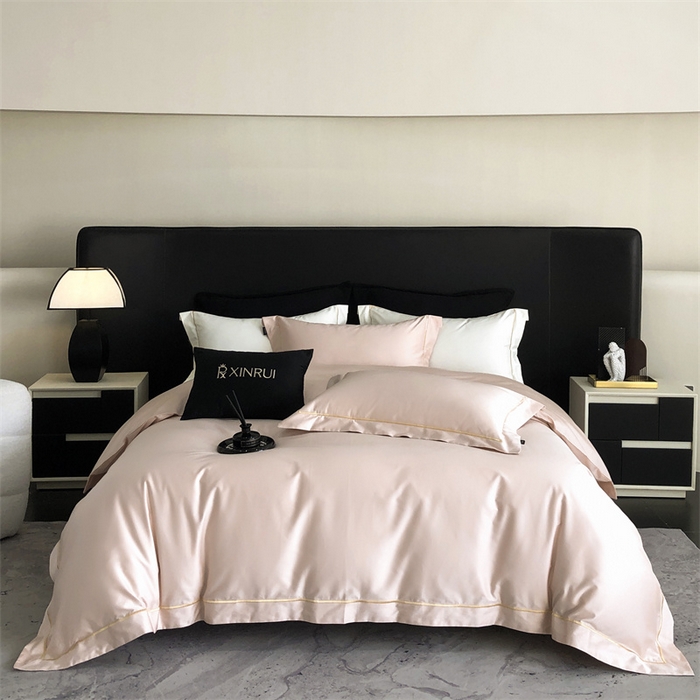 91家纺网 家纺一手货源 找家纺 馨蕊家居 2025秋冬新品100S高奢典藏绣花四件套-巴塞罗那 巴塞罗那-初夏粉