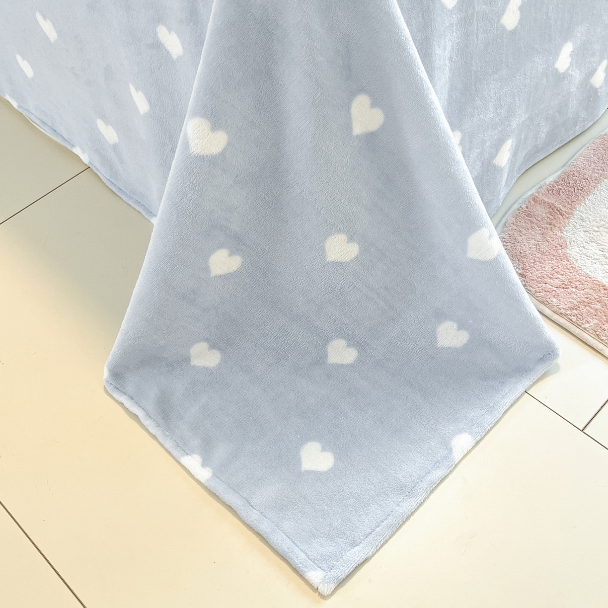 91家纺网 家纺一手货源 找家纺 博雅 2025新款三丽鸥正版授权高克重大版牛奶绒四件套 牛奶绒大版-冰淇淋玉桂狗