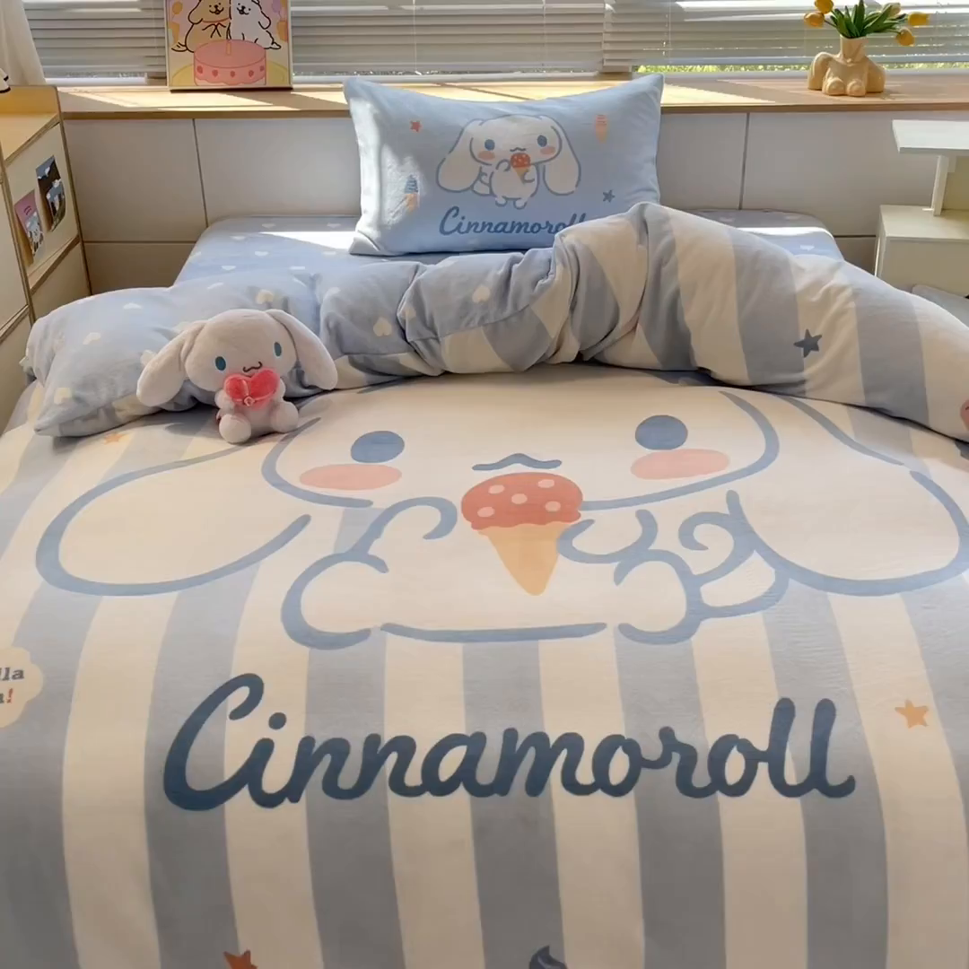 91家纺网 家纺一手货源 找家纺 博雅 2025新款三丽鸥正版授权高克重大版牛奶绒四件套 牛奶绒大版-冰淇淋玉桂狗