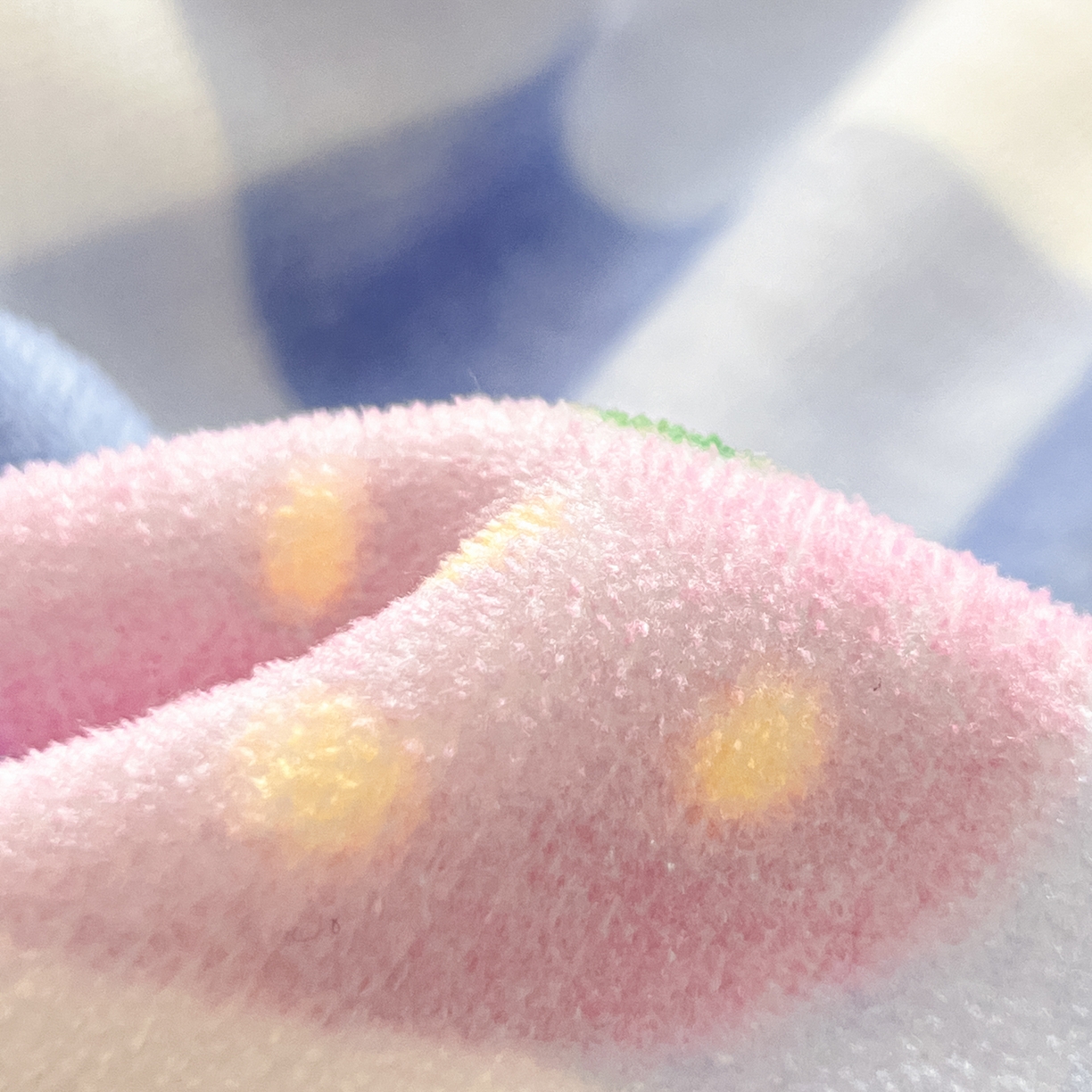 91家纺网 家纺一手货源 找家纺 博雅 2025新款三丽鸥正版授权高克重大版牛奶绒四件套 牛奶绒大版-蓝格KT