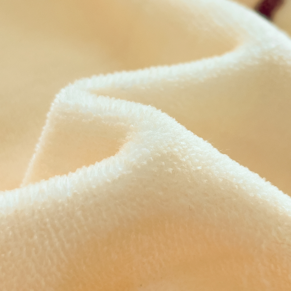 91家纺网 家纺一手货源 找家纺 博雅 2025新款三丽鸥正版授权高克重大版牛奶绒四件套 牛奶绒大版-气球布丁狗