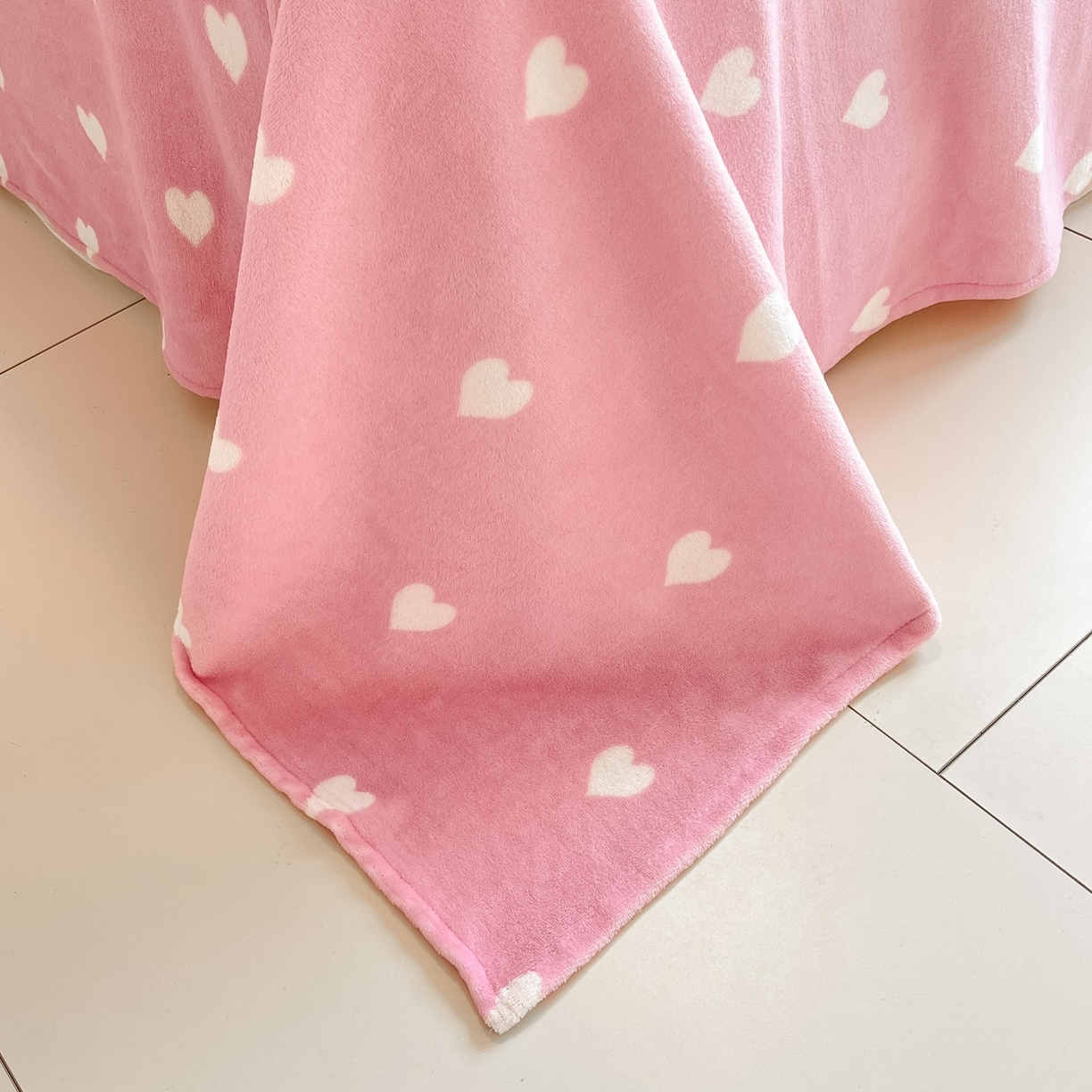 91家纺网 家纺一手货源 找家纺 博雅 2025新款三丽鸥正版授权高克重大版牛奶绒四件套 牛奶绒大版-甜酷KT